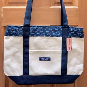 NWT Vineyard Vines Pi Beta Phi Tote